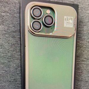 Case-Mate Green and Gold Phone Case